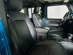 Used 2020  Jeep Wrangler Unlimited 4d SUV 4WD Sahara at Dutro Auto near Zanesville&comma; OH