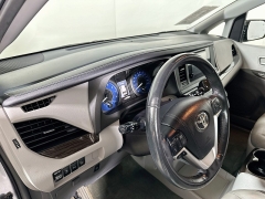 Used 2015  Toyota Sienna 4d Wagon XLE 8-Passenger at Dutro Auto near Zanesville&comma; OH