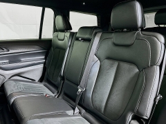 Used 2024  Jeep Grand Cherokee L Altitude X 4x4 at Graham Auto Mall near Mansfield, OH