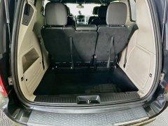 Used 2019  Dodge Grand Caravan 4d Wagon SXT at Dutro Auto near Zanesville&comma; OH
