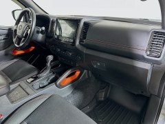 Used 2023  Nissan Frontier Crew Cab 4x4 PRO-4X Auto at Graham Auto Mall near Mansfield&comma; OH