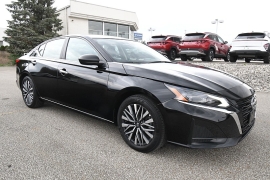  2025 Nissan Altima SV FWD at Dutro Auto near Zanesville&comma; OH