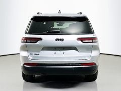 Used 2022  Jeep Grand Cherokee L Altitude 4x4 at Dutro Auto near Zanesville&comma; OH