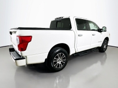 Used 2021  Nissan Titan 4x4 Crew Cab SV at Dutro Auto near Zanesville&comma; OH