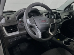 Used 2024  GMC Terrain AWD 4dr SLE at Dutro Auto near Zanesville&comma; OH