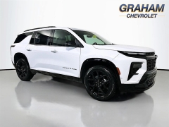 New 2026  Chevrolet Traverse AWD 4dr RS w&sol;2RS at Dutro Auto near Zanesville&comma; OH