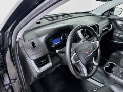 Used 2024  GMC Terrain AWD 4dr SLT at Graham Auto Mall near Mansfield&comma; OH