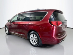 Used 2019  Chrysler Pacifica 4d Wagon Touring L at Dutro Auto near Zanesville&comma; OH
