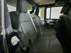 Used 2019  Jeep Wrangler Unlimited 4d SUV 4WD Sport at Dutro Auto near Zanesville&comma; OH