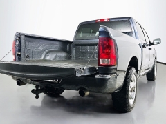 Used 2014  Ram 1500 4WD Crew Cab Express at Dutro Auto near Zanesville&comma; OH