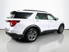 New 2026  Ford Explorer Active w&sol;200A Pkg 4WD at Dutro Auto near Zanesville&comma; OH