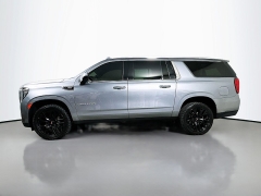 Used 2022  GMC Yukon XL 4WD 4dr SLE at Dutro Auto near Zanesville&comma; OH