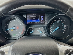 Used 2012  Ford Focus 4d Sedan SEL at Dutro Auto near Zanesville&comma; OH