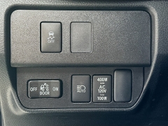 Used 2022  Toyota Tacoma 4WD TRD Off Road Double Cab 5ft Bed V6 AT at Dutro Auto near Zanesville&comma; OH