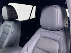 New 2026  Chevrolet Equinox FWD 4dr LT w&sol;1LT at Graham Auto Mall near Mansfield&comma; OH