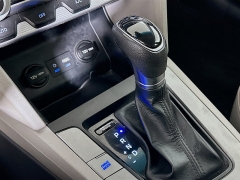 Used 2020  Hyundai Elantra 4d Sedan SEL at Dutro Auto near Zanesville, OH