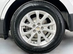 Used 2021  Chevrolet Equinox FWD 4dr LT w/1LT at Dutro Auto near Zanesville, OH