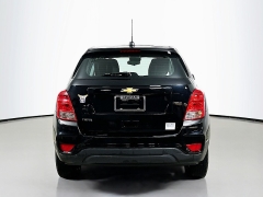 Used 2018  Chevrolet Trax 4d SUV FWD LS at Graham Auto Mall near Mansfield&comma; OH