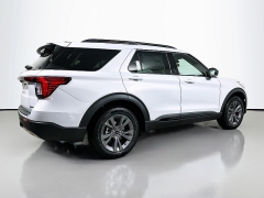 New 2026  Ford Explorer Active w&sol;200A Pkg 4WD at Graham Auto Mall near Mansfield&comma; OH