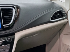 Used 2023  Chrysler Pacifica Hybrid Limited FWD at Dutro Auto near Zanesville&comma; OH