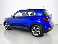 Used 2023  Hyundai Venue Limited IVT at Graham Auto Mall near Mansfield, OH