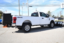 Used 2020  Ford Super Duty F-350 4WD Reg Cab XLT SRW at Dutro Auto near Zanesville, OH