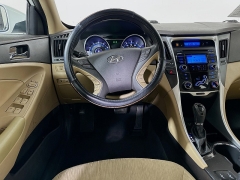 Used 2013  Hyundai Sonata 4d Sedan GLS at Dutro Auto near Zanesville, OH