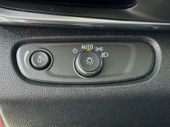 Used 2024  Buick Envista FWD 4dr Preferred at Dutro Auto near Zanesville&comma; OH