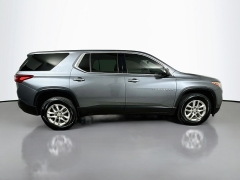 Used 2020  Chevrolet Traverse 4d SUV FWD LS w&sol;1LS at Dutro Auto near Zanesville&comma; OH