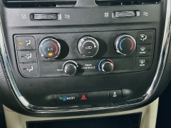 Used 2019  Dodge Grand Caravan 4d Wagon SXT at Dutro Auto near Zanesville&comma; OH