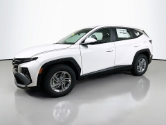 New 2026  Hyundai Tucson SE FWD at Graham Auto Mall near Mansfield, OH