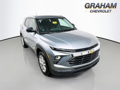 New 2026  Chevrolet Trailblazer AWD 4dr LS at Dutro Auto near Zanesville&comma; OH