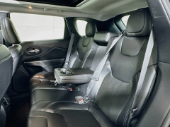 Used 2020  Jeep Cherokee 4d SUV 4WD Latitude Plus 2&period;4L at Dutro Auto near Zanesville&comma; OH