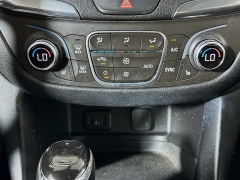 Used 2018  Chevrolet Equinox 4d SUV FWD LT w&sol;1LT at Graham Auto Mall near Mansfield&comma; OH