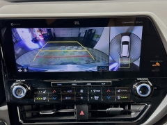 Used 2022  Toyota Highlander Platinum AWD at Graham Auto Mall near Mansfield, OH