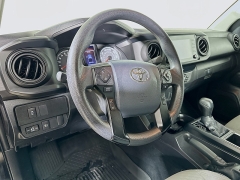 Used 2020  Toyota Tacoma 4WD Double Cab SR at Graham Auto Mall near Mansfield, OH