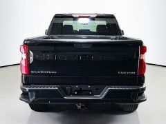 Used 2020  Chevrolet Silverado 1500 4WD Double Cab Custom at Dutro Auto near Zanesville&comma; OH