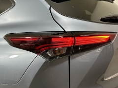 Used 2024  Toyota Highlander Hybrid Platinum AWD at Graham Auto Mall near Mansfield&comma; OH