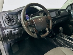 Used 2019  Toyota Tacoma 4WD Access Cab SR at Graham Auto Mall near Mansfield&comma; OH