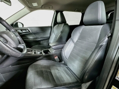 Used 2024  Mitsubishi Outlander SE S-AWC at Dutro Auto near Zanesville&comma; OH
