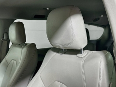 Used 2019  Chrysler Pacifica 4d Wagon Touring L at Dutro Auto near Zanesville&comma; OH
