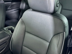 Used 2025  Buick Enclave AWD 4dr Preferred at Graham Auto Mall near Mansfield&comma; OH