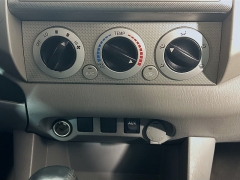 Used 2011  Toyota Tacoma 4WD Double Cab Short Bed Auto at Dutro Auto near Zanesville&comma; OH