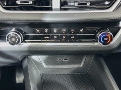 New 2027  Chevrolet Equinox FWD 4dr LT w&sol;1LT at Graham Auto Mall near Mansfield&comma; OH