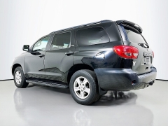 Used 2013  Toyota Sequoia 4d SUV 4WD SR5 FFV at Graham Auto Mall near Mansfield&comma; OH