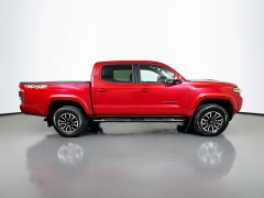 Used 2020  Toyota Tacoma 4WD Double Cab TRD Sport Auto at Dutro Auto near Zanesville&comma; OH