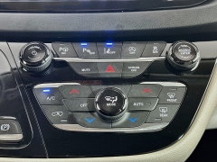 Used 2019  Chrysler Pacifica 4d Wagon Touring L at Dutro Auto near Zanesville&comma; OH