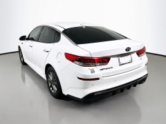 Used 2019  Kia Optima 4d Sedan LX at Graham Auto Mall near Mansfield&comma; OH