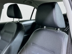 Used 2013  Volkswagen Jetta 4d Sedan SE Auto&sol;PZEV at Dutro Auto near Zanesville&comma; OH