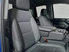 Used 2022  Chevrolet Silverado 1500 4WD Double Cab 147" Custom at Dutro Auto near Zanesville&comma; OH